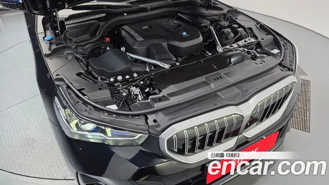 BMW 5 Series G60 — Фото автомобиля 9