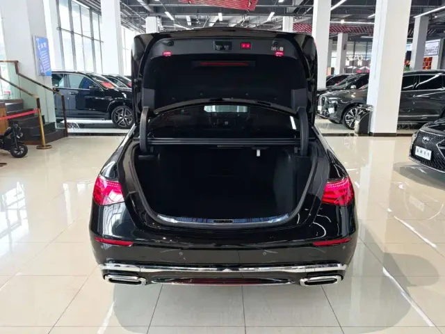 Mercedes-Benz Maybach S-Class — Фото автомобиля 8