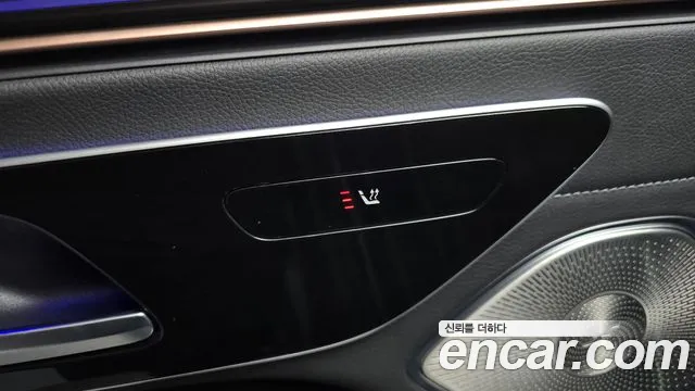 Mercedes-Benz EQS — Фото автомобиля 16