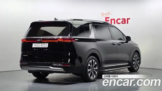 Kia Canival Carnival 4 поколение Дизель 9 мест Signature — Фото автомобиля 2