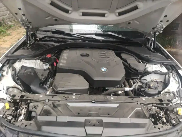 BMW 3 Series — Фото автомобиля 16