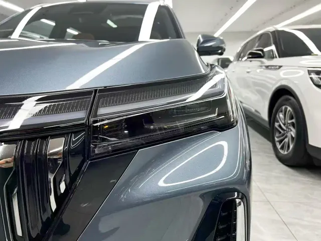 Geely Boyue L — Фото автомобиля 26