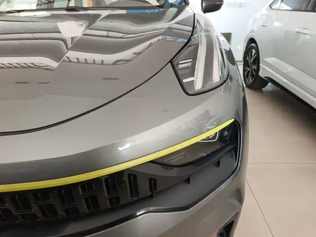 Lynk & Co 05 — Фото автомобиля 23