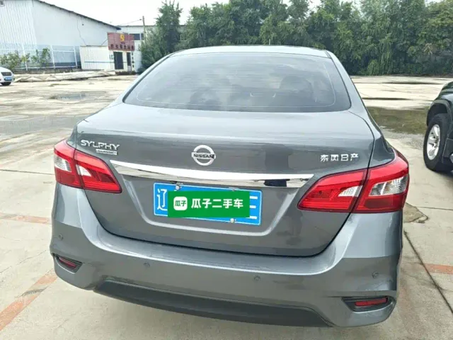 Nissan Sylphy — Фото автомобиля 5