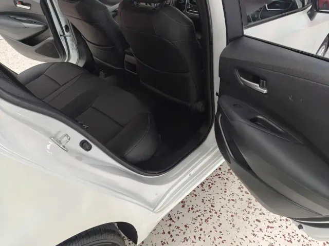Toyota Corolla — Фото автомобиля 10