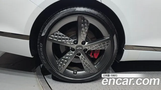 Genesis G80 RG3 — Фото автомобиля 5