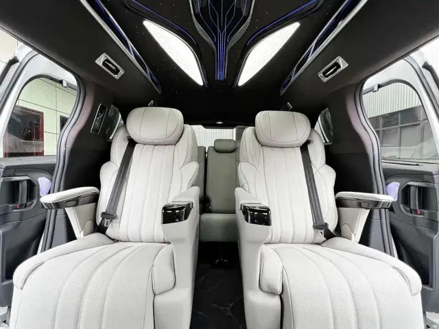 Toyota Granvia — Фото автомобиля 11
