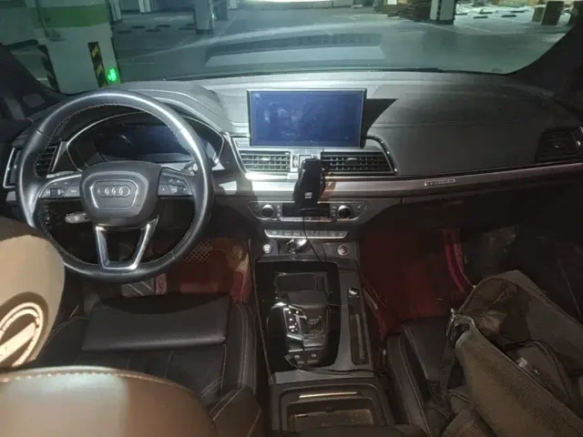 Audi Q5L — Фото автомобиля 9
