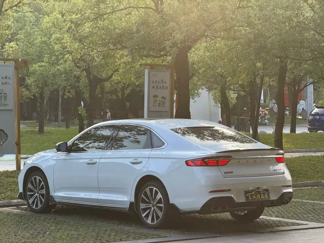 Geely Xingrui — Фото автомобиля 14