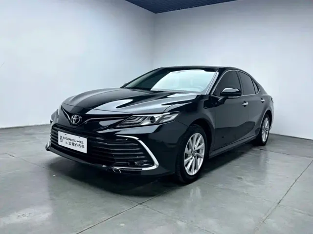Toyota Camry — Фото автомобиля 3