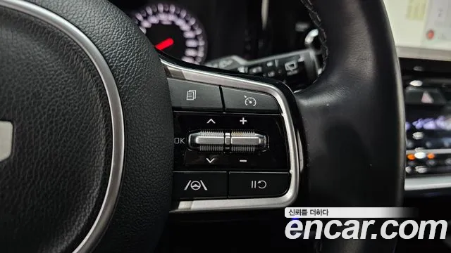 Kia Sorento Sorento 4-е поколение Бензин 2.5T 2WD — Фото автомобиля 16