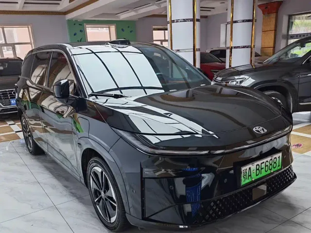 Toyota BoZhi 3X — Фото автомобиля 3