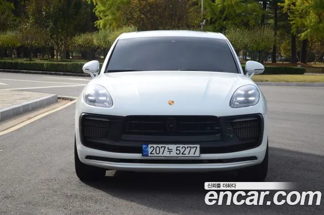Porsche Macan — Фото автомобиля 3