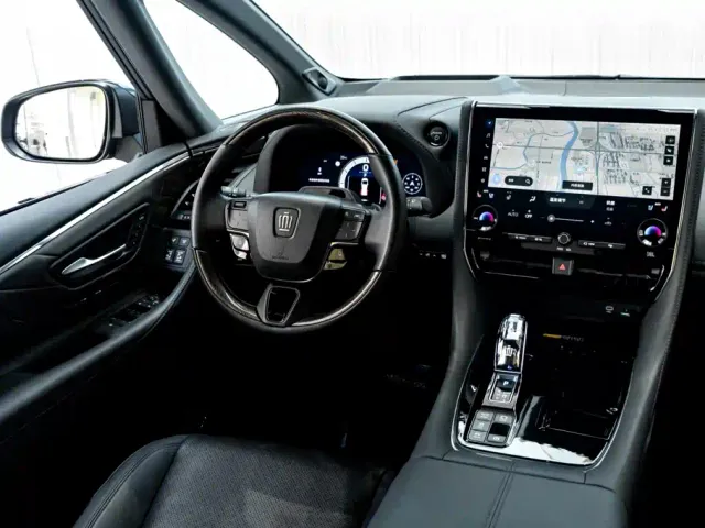 Toyota Vellfire — Фото автомобиля 26