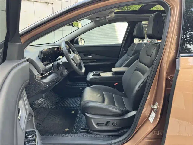Nissan Ariya — Фото автомобиля 9