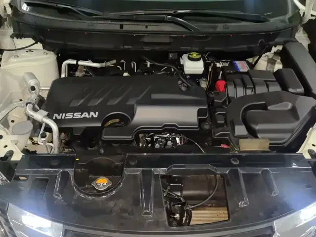 Nissan X-Trail — Фото автомобиля 10