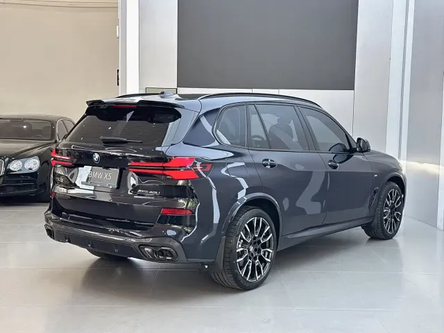 BMW X5 — Фото автомобиля 19
