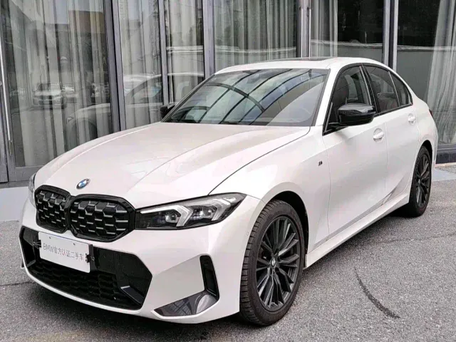 Фотография автомобиля — BMW 3 Series