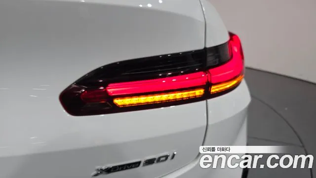 BMW X4 xDrive20i M Sport — Фото автомобиля 23