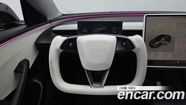 Tesla Model 3 — Фото автомобиля 19
