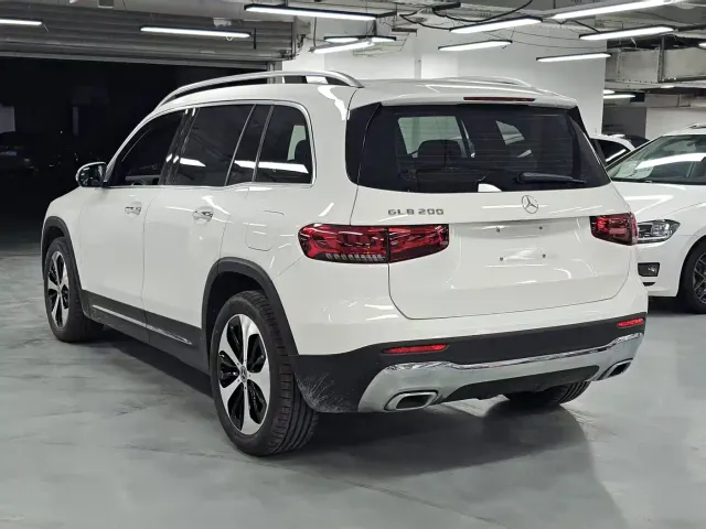 Mercedes-Benz GLB-Class — Фото автомобиля 6