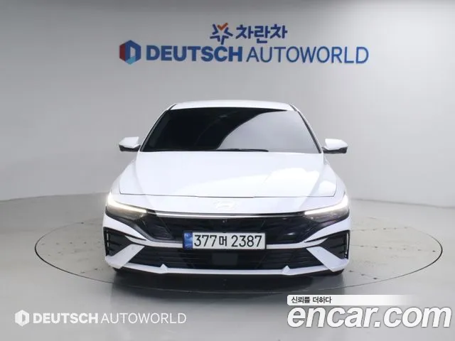 Hyundai Avante CN7 — Фото автомобиля 3