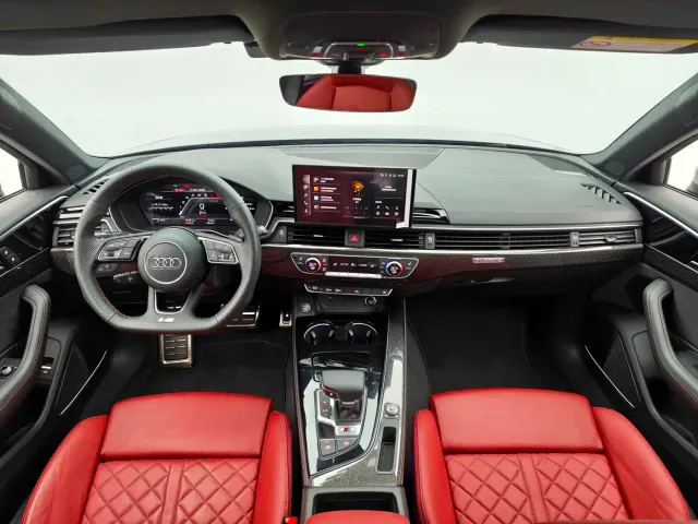 Audi S4 — Фото автомобиля 9