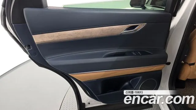 Genesis GV80 — Фото автомобиля 14