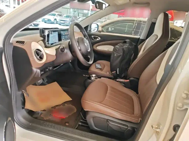 Wuling Bingo — Фото автомобиля 14
