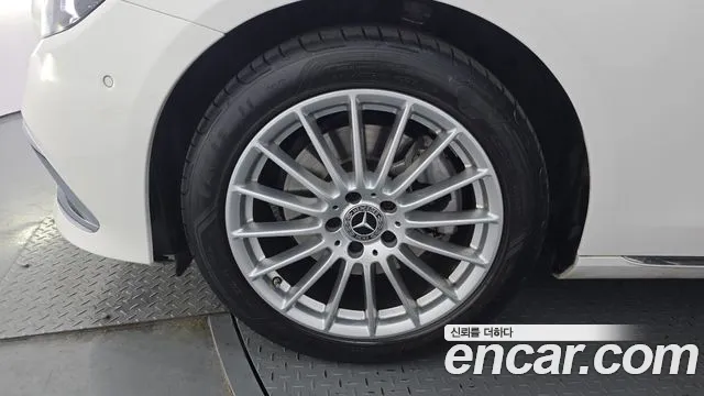 Mercedes-Benz E-Class W213 — Фото автомобиля 5