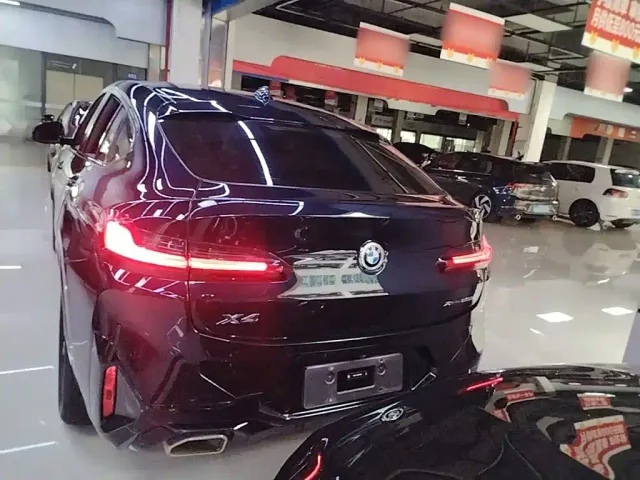 BMW X4 — Фото автомобиля 5