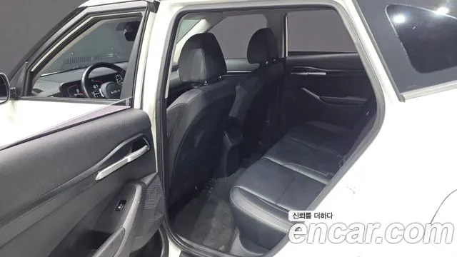 Kia Seltos — Фото автомобиля 18