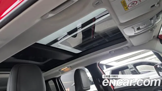 Jeep Renegade — Фото автомобиля 23