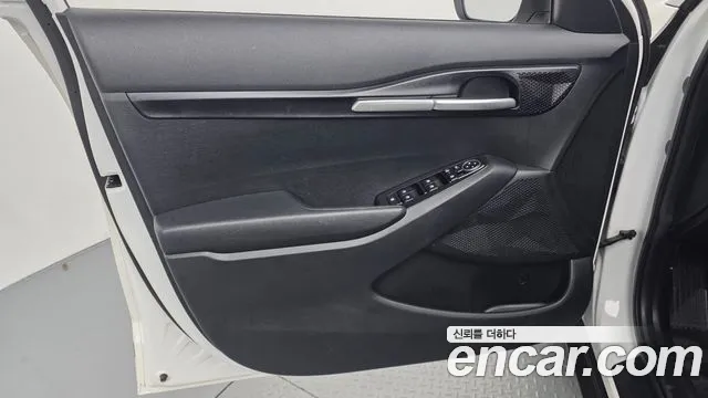 Kia Seltos — Фото автомобиля 13