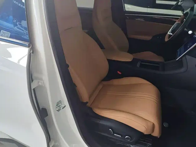 Geely Galaxy L7 — Фото автомобиля 24