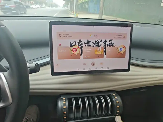BYD Yuan PLUS — Фото автомобиля 12