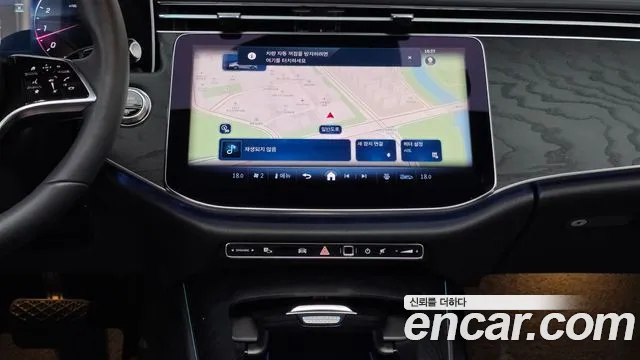 Mercedes-Benz E-Class — Фото автомобиля 13