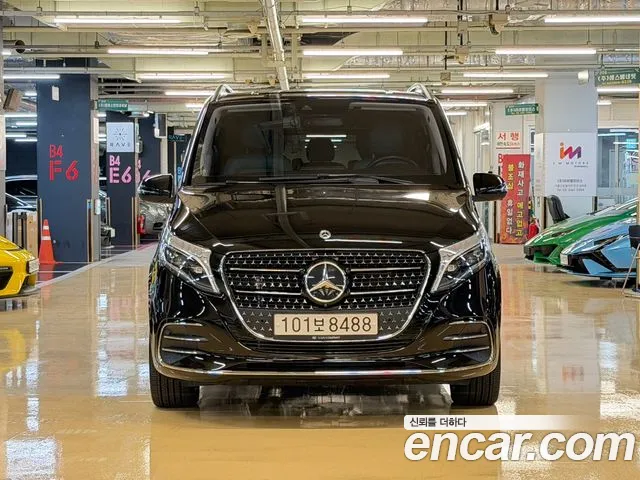 Mercedes-Benz V-Class — Фото автомобиля 3