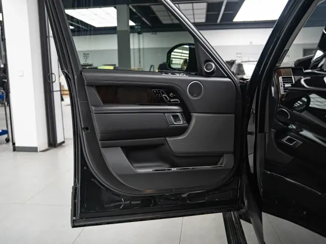 Land Rover Range Rover — Фото автомобиля 9