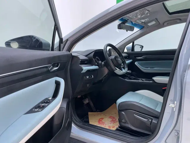 Geely Emgrand S — Фото автомобиля 20