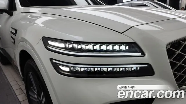 Genesis GV80 — Фото автомобиля 21