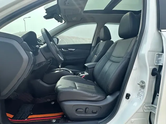 Nissan X-Trail — Фото автомобиля 12