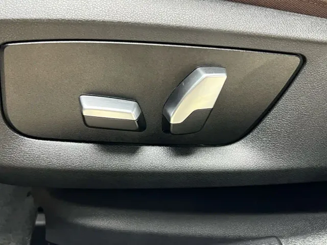 BMW 5 Series — Фото автомобиля 20