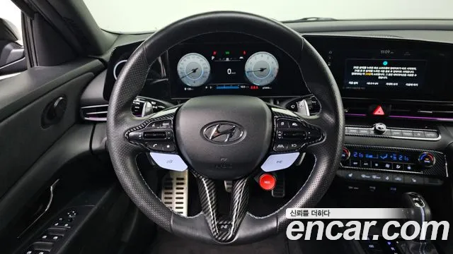 Hyundai AVANTE — Фото автомобиля 16