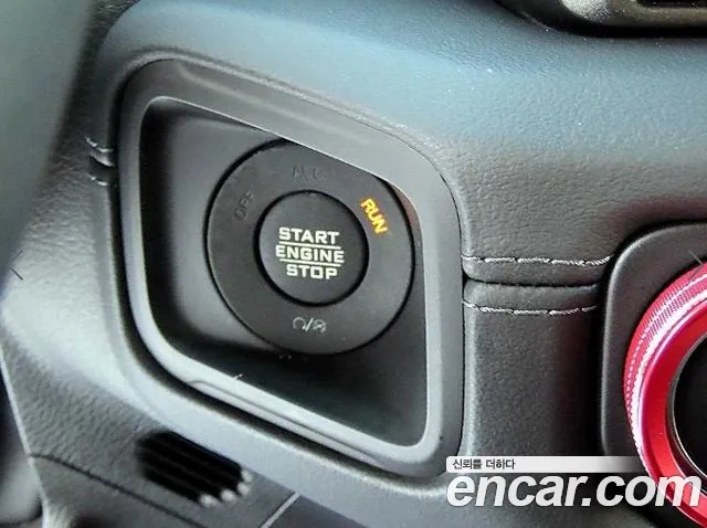 Jeep Wrangler JL — Фото автомобиля 13