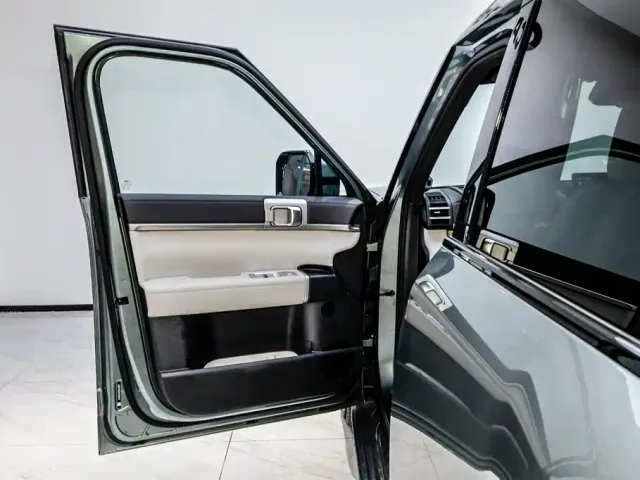 BYD FangChengBao Titanium 7 — Фото автомобиля 7