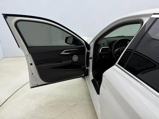 BMW 1 Series — Фото автомобиля 12