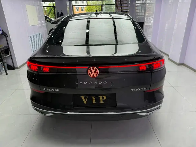 Volkswagen Lamando — Фото автомобиля 3