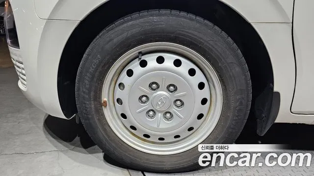 Hyundai Staria Staria Скорая помощь — Фото автомобиля 5