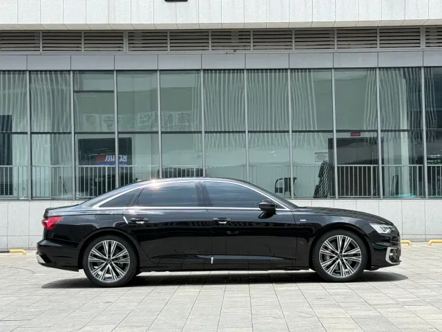 Audi A6L — Фото автомобиля 4